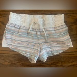 Athleta Shorts cute light colored